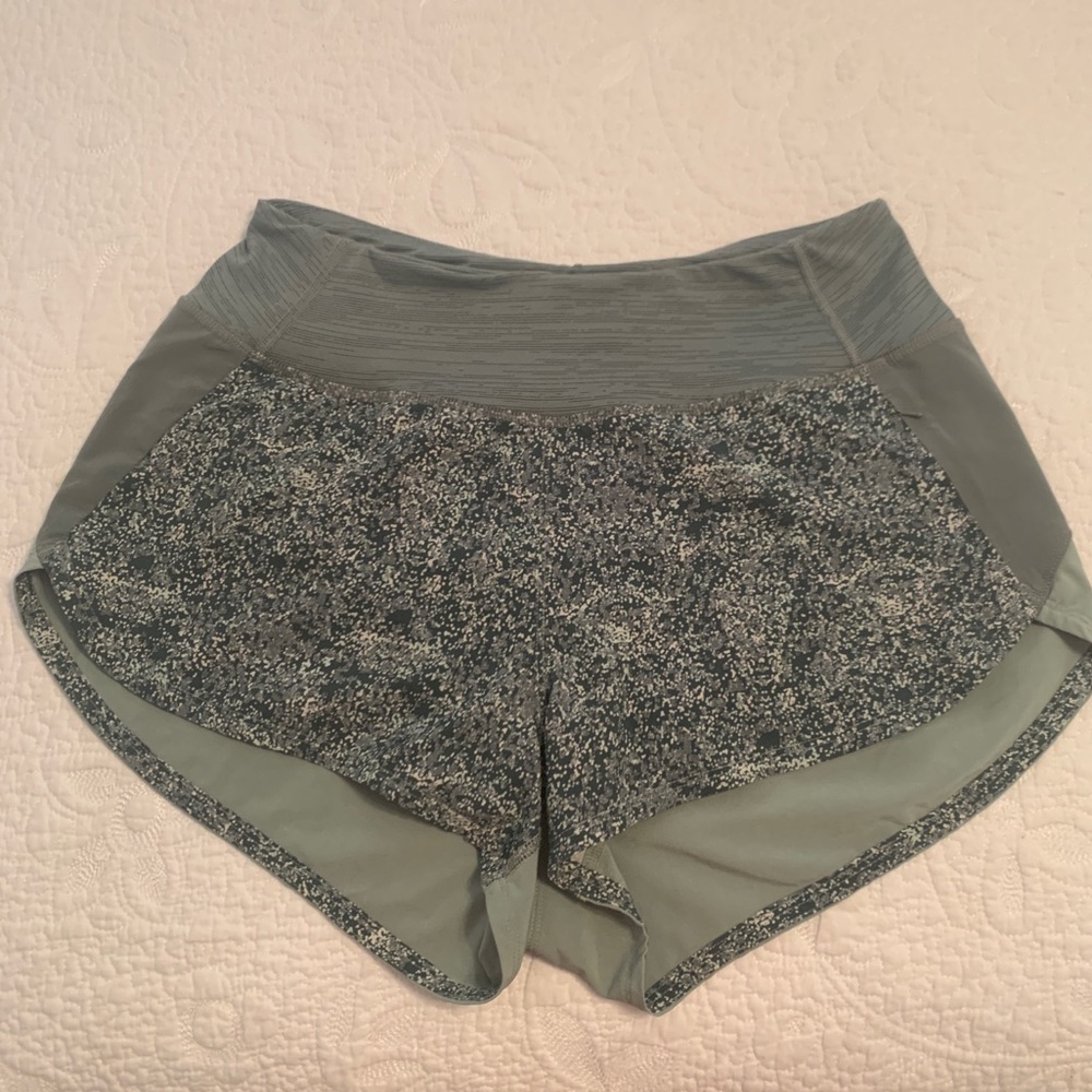 Outdoor Voices Hudson 2.5” Shorts - Green